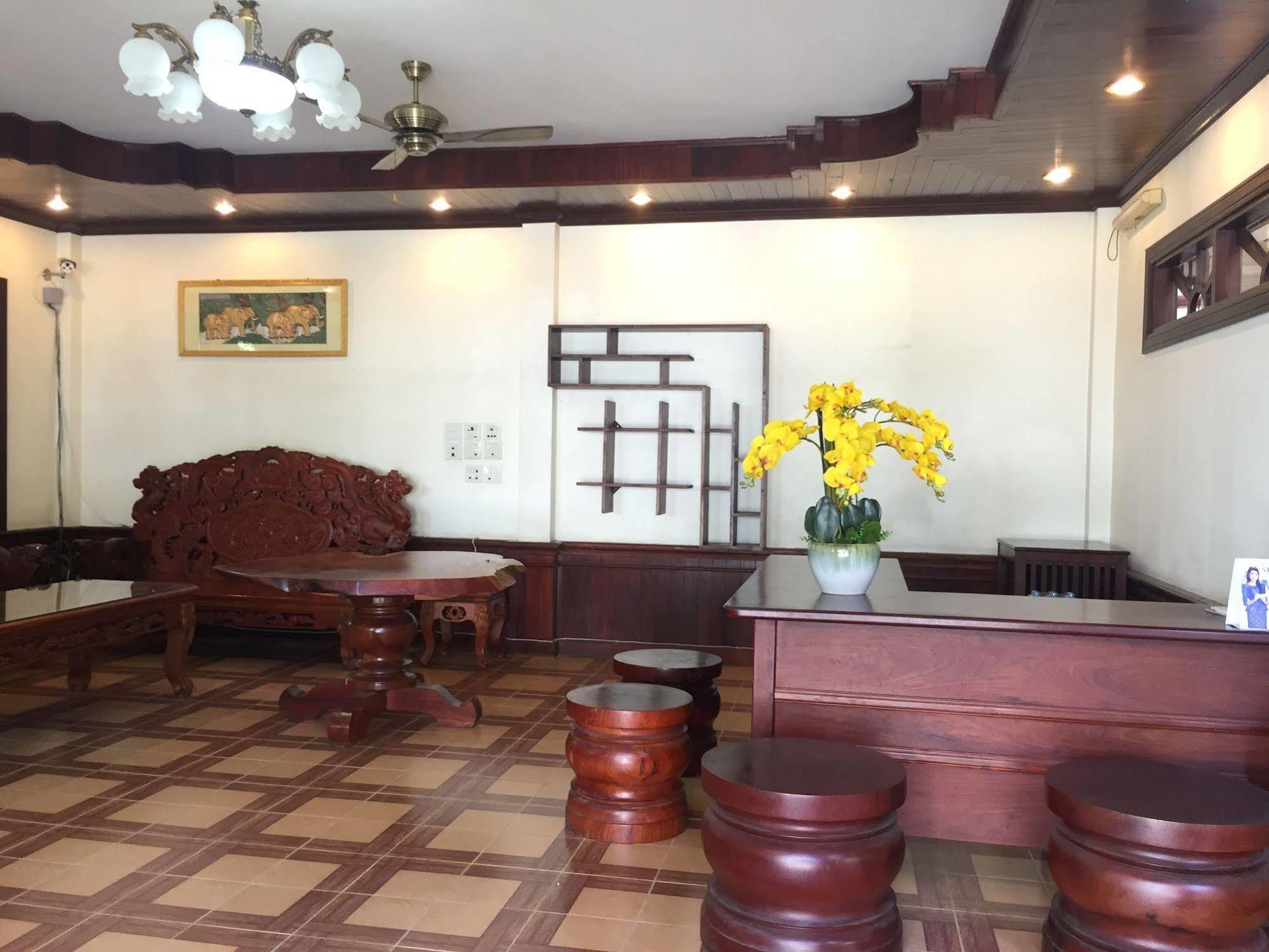 Luang Prabang Maison Vongprachan & Travel Exterior foto